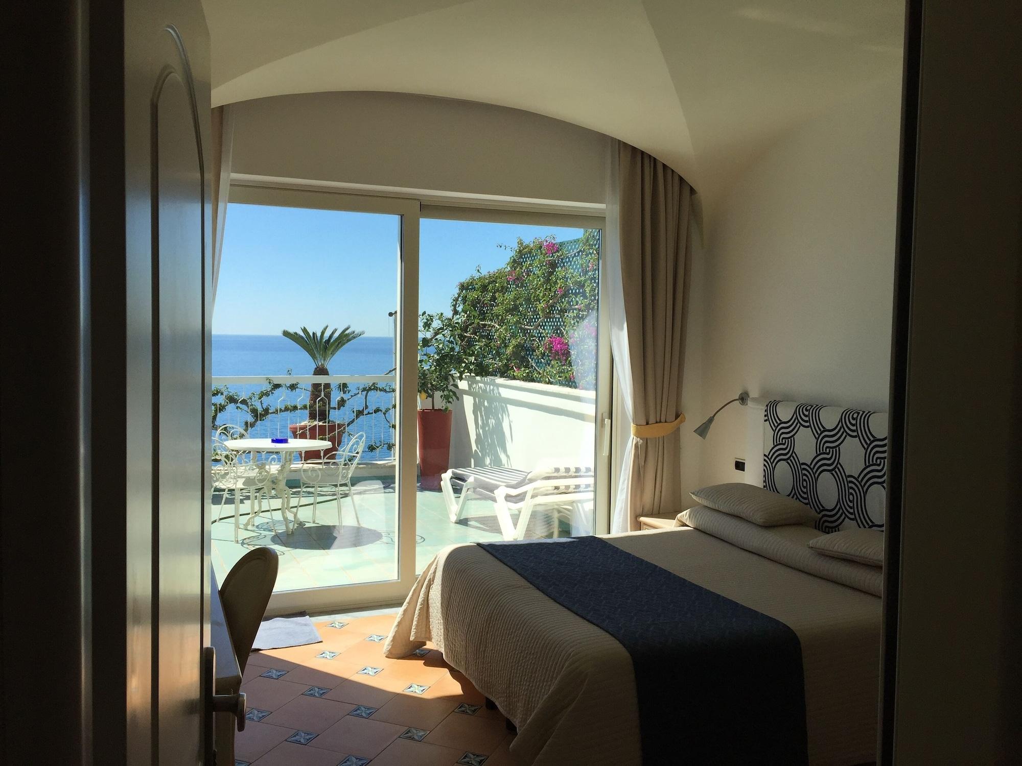 Hotel Bellevue Suite Amalfi Exterior photo